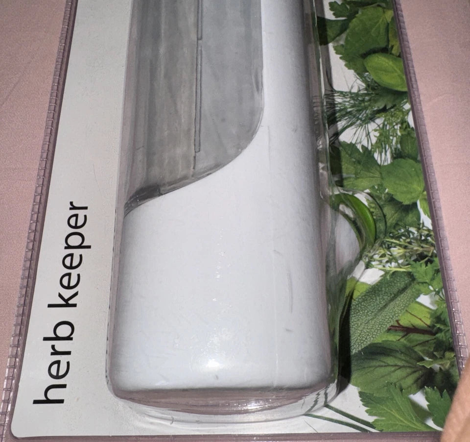 Herb Saver Storage Container – Keep Your Herbs Fresh & Aromatic