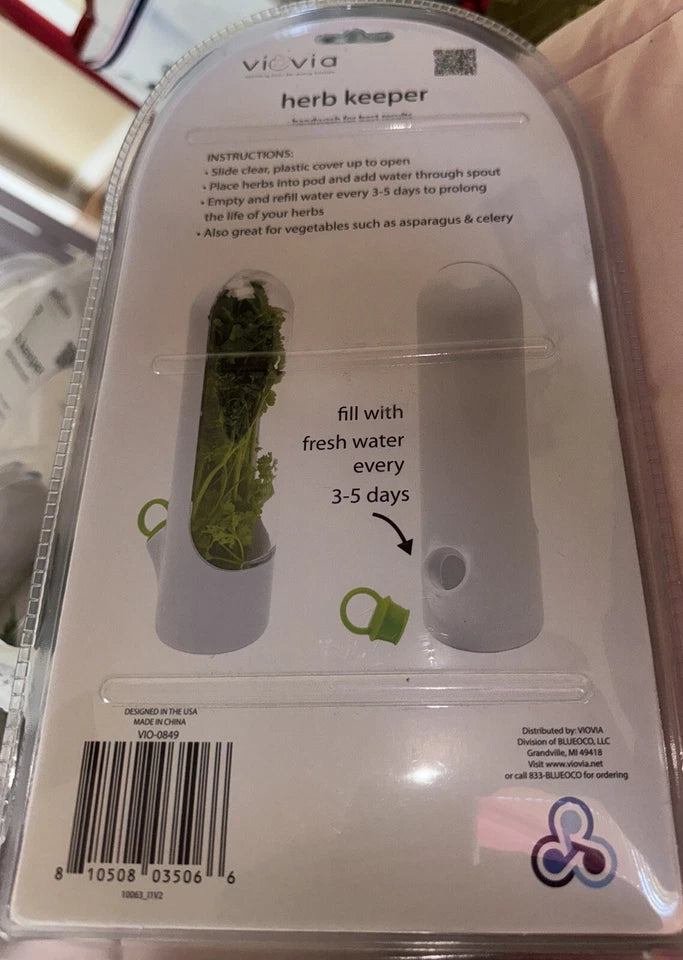 Herb Saver Storage Container – Keep Your Herbs Fresh & Aromatic